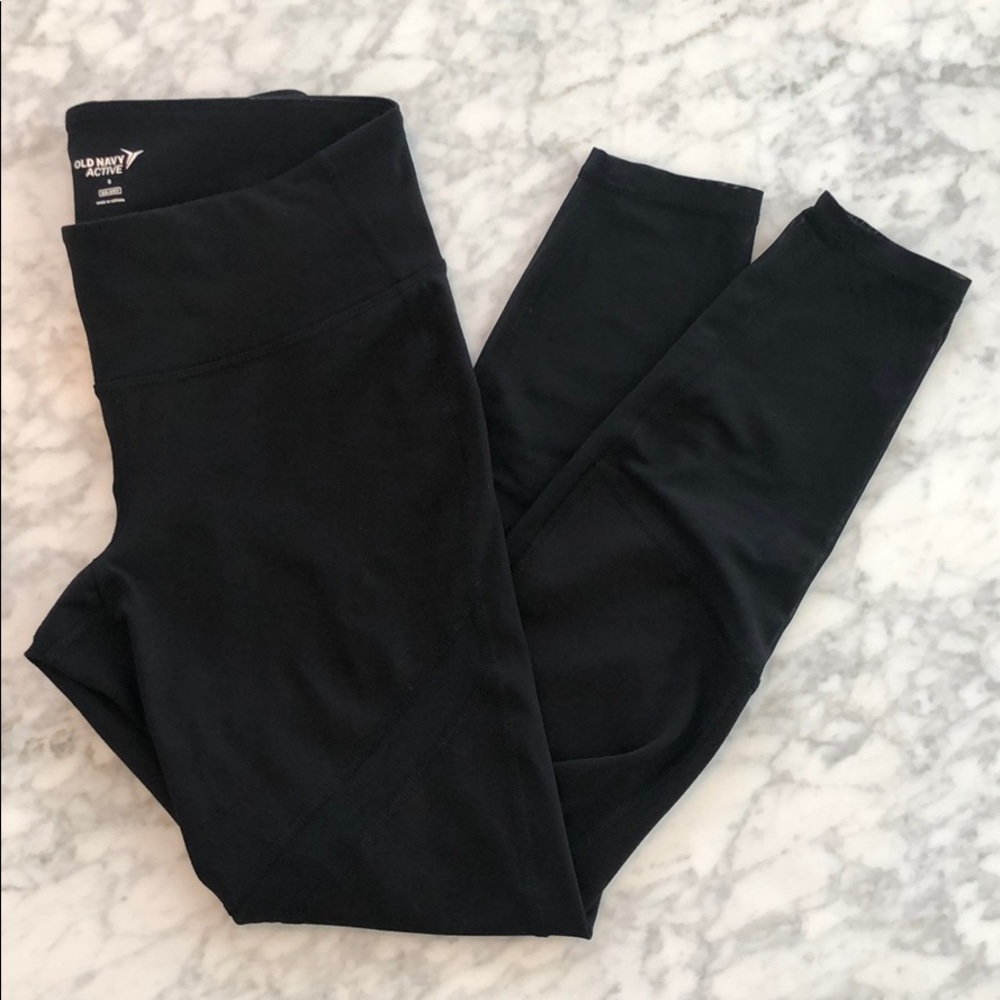 Old Navy Mesh Peekaboo Leggings